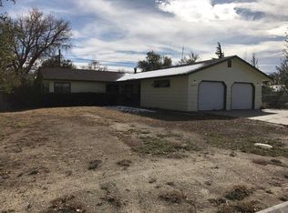 402 N 9th St, Sinclair, WY 82334