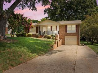 4117 Snyder Dr, Winston Salem, NC 27127