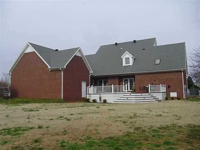 1st image of 123 Iroquois Cir
