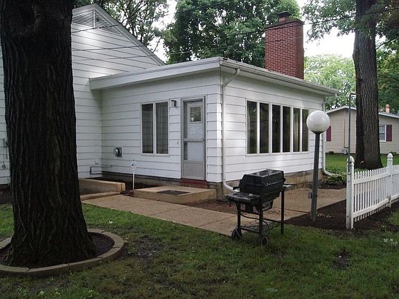 4th image of 8 Knollwood Dr