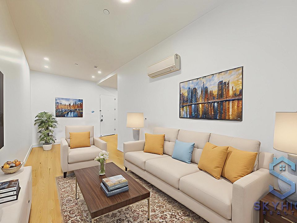 1st image of 899 New York Ave #2R