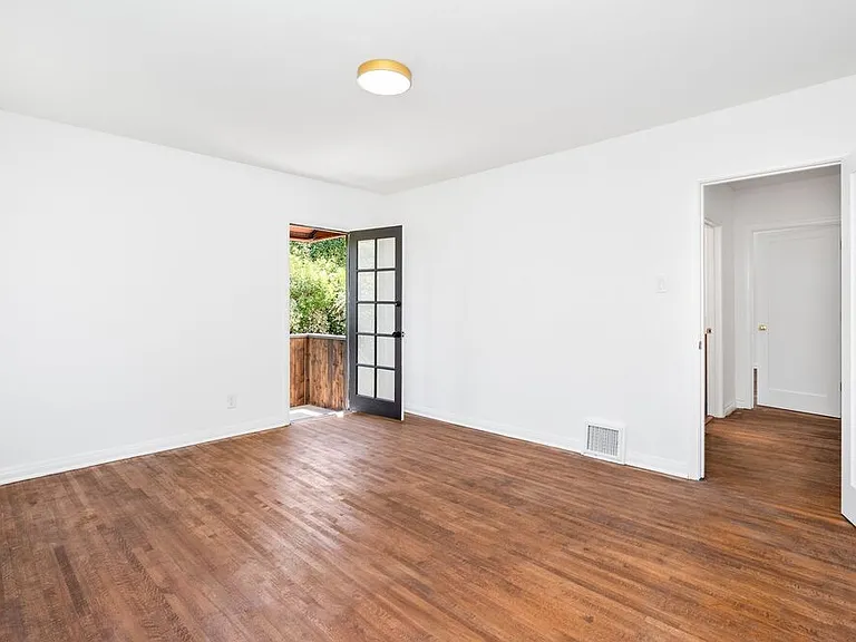 340 S Maple Dr — Photo 13