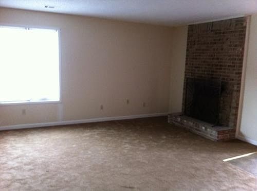 5th image of 2624 Dorian Dr APT A