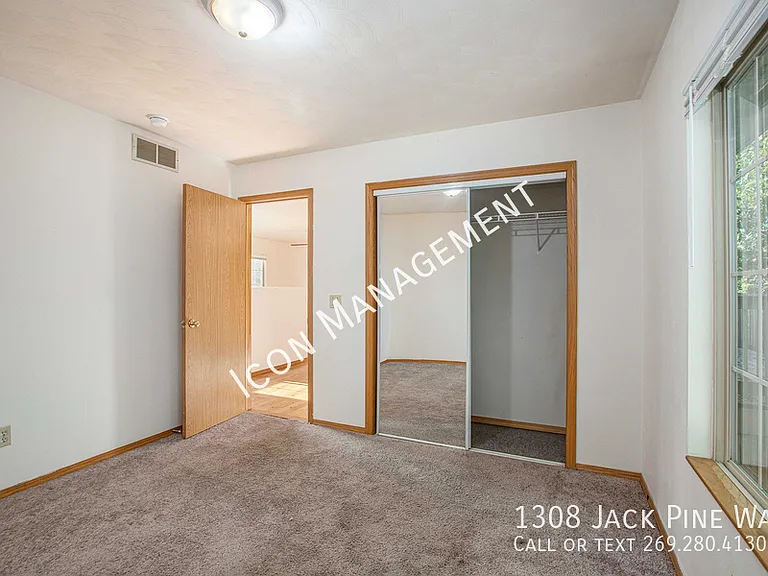 1308 Jack Pine Way — Photo 9