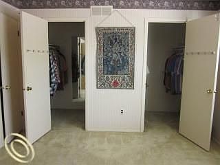 4th image of 12402 Woodgate Dr