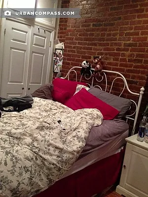 Rented by Compass | media 37