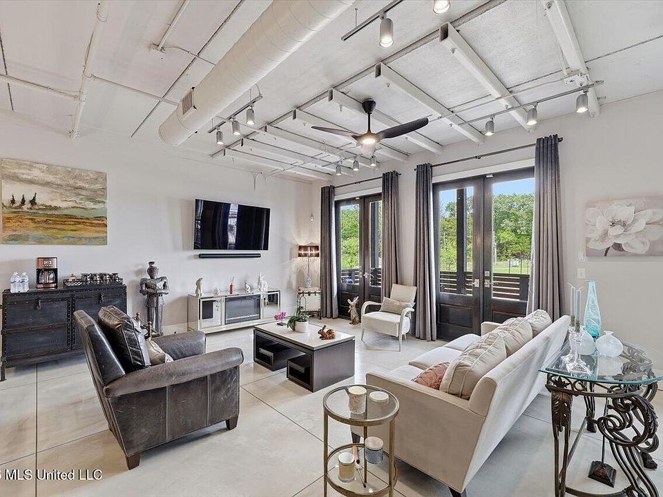 1st image of 145 Republic St Unit 321