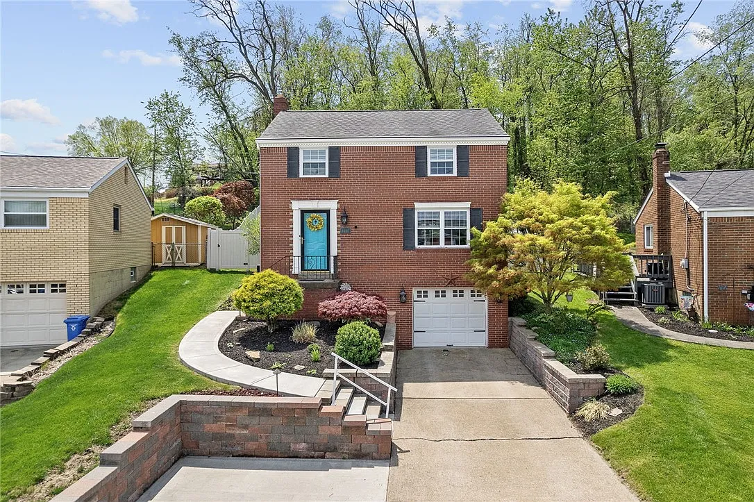 3607 Fieldstone Dr photo 1