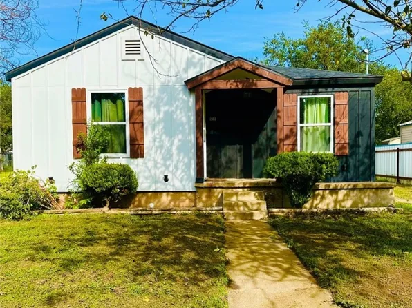 2003 Saunders St, Gatesville, TX 76528