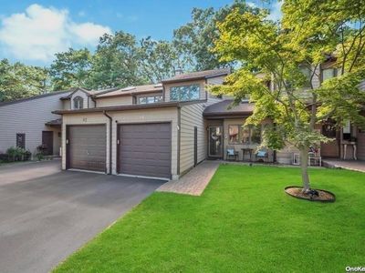 49 Jeremy Circle #49, Nesconset, NY, 11767