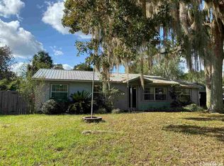 106 SE 71st St, Gainesville, FL 32641