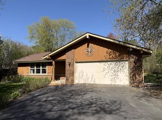 7140 S 46th St, Franklin, WI 53132