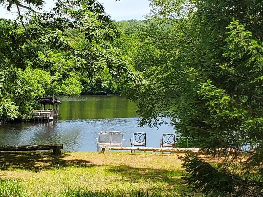 4 bed, 1388 sqft, $2,750 — Photo 2
