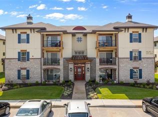 213 Bordeaux Way, Saint Peters, MO 63376