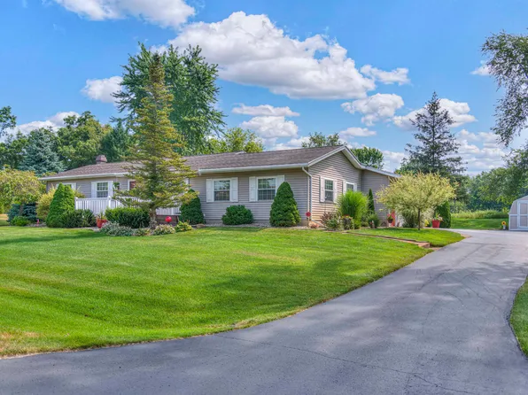 5991 Flamingo Dr, Jackson, MI 49201