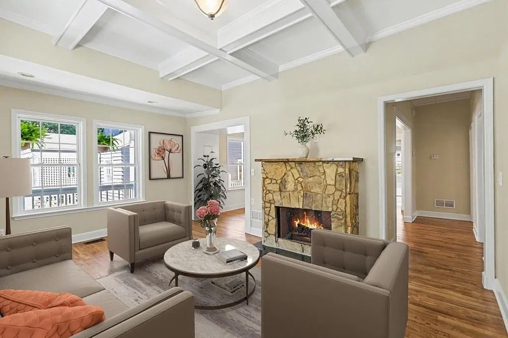 4 bed, 3.0 bath, 2146 sqft, $2,800 — Photo 2