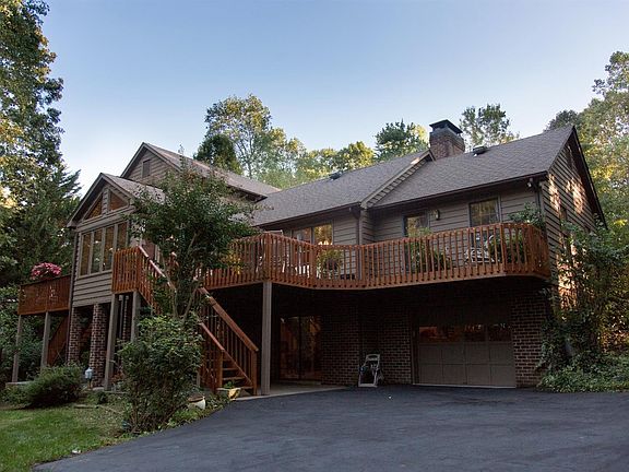 2nd image of 308 Cameron Rd