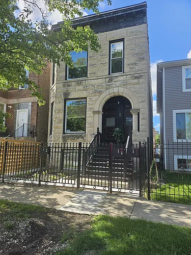 3219 W Crystal St #1 Photo 1