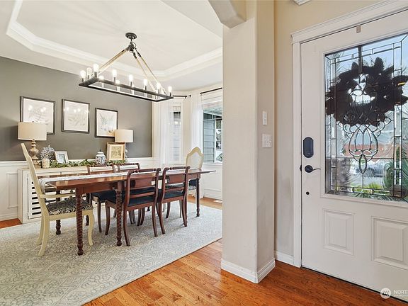 3rd image of 10615 15th Street SE