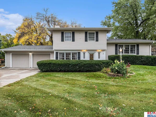 10015 Emmet St, Omaha, NE 68134