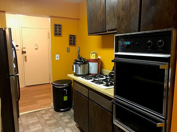 4th image of 42 Pine St APT 2C