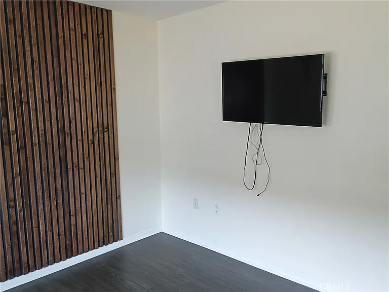 9365 Hawk Eye Ln — Photo 43