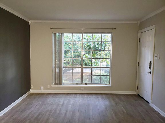 5th image of 5212 Fleetwood Oaks Ave APT 101