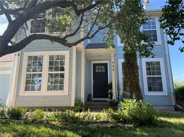 469 W Bluebird St, Gardner, KS 66030