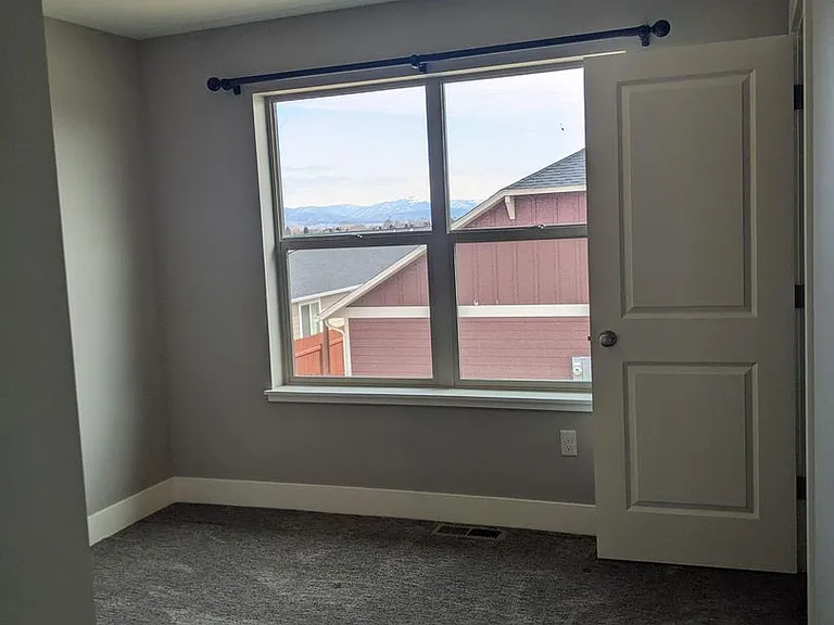 268 Andesite Ave — Photo 33