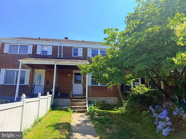 237 Linden Ave — Photo 1