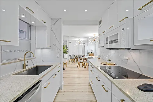 1881 Washington Ave #6D Photo 1