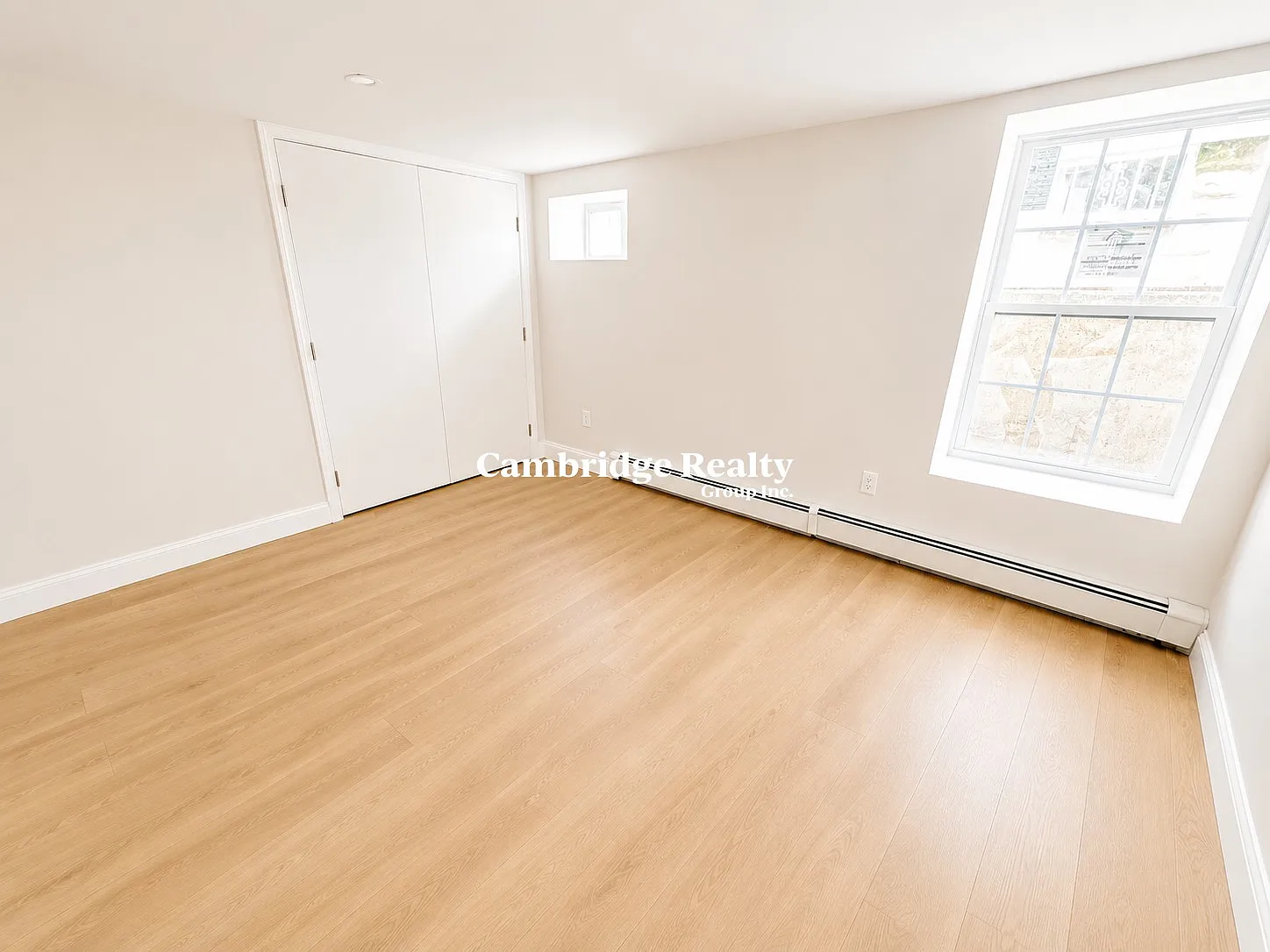 5 bed, 2.0 bath, 1500 sqft, $7,295 — Photo 3