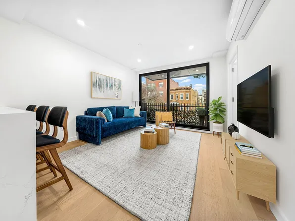 30-24 32nd St #2B, Astoria, NY 11102