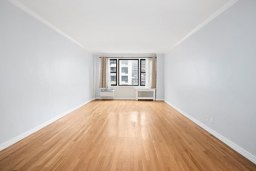 1st image of 333 E 34th St APT 10J