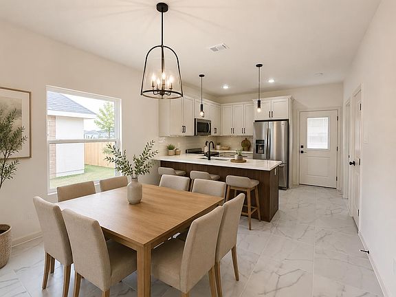 5th image of 1634 Secretaria Ln