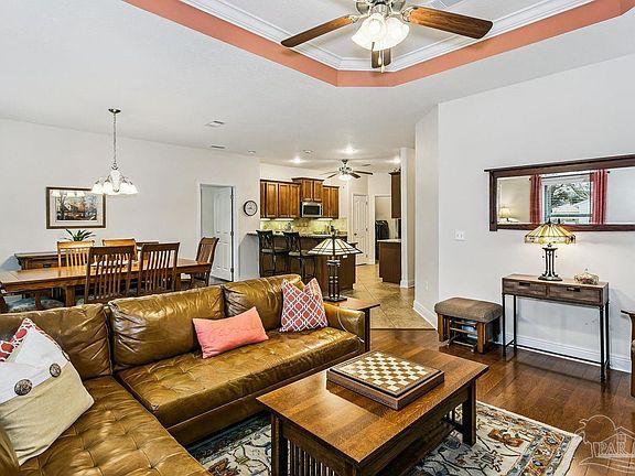 5th image of 1810 Coast Ct