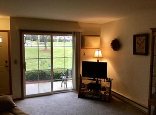 2010 Meadow Ct APT 1, West Bend, WI 53095
