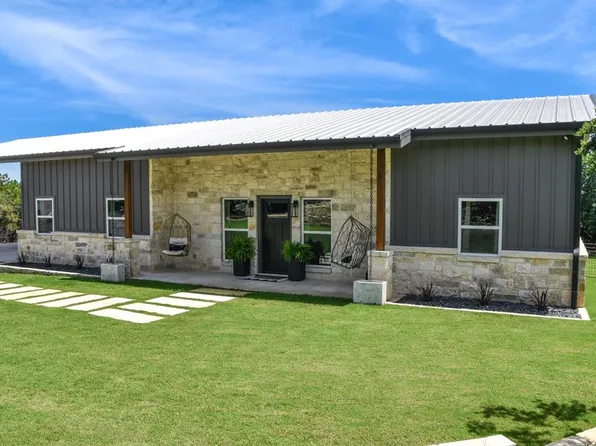 111 Live Spring Ln, Hunt, TX 78024