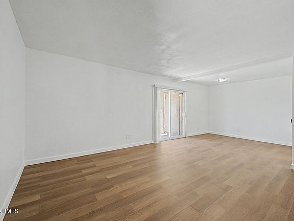 5th image of 3810 N MARYVALE Parkway #1063