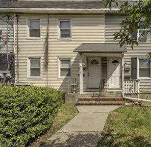 812 E Hazelwood Ave, Rahway, NJ, 07065