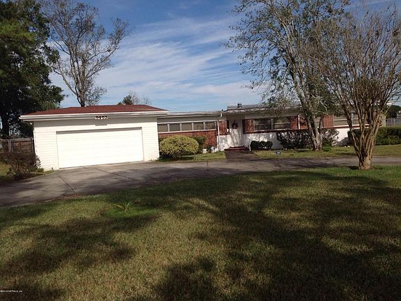 2nd image of 8463 Concord Blvd E