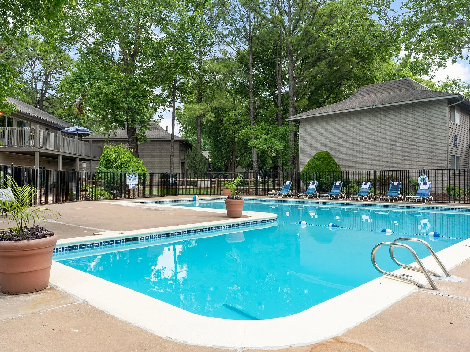 Deerfield Estates - $300 Off Move-In Costs in August! — Photo 2