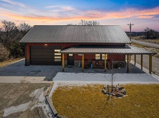 27490 450th St, Moravia, IA 52571