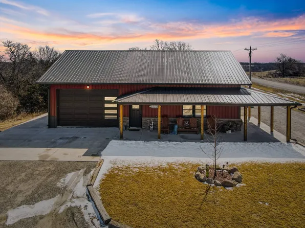 27490 450th St, Moravia, IA 52571