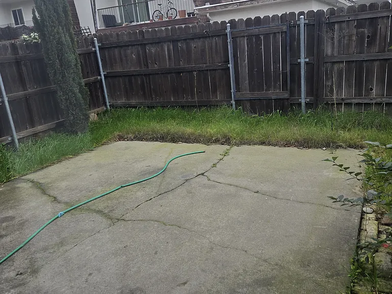 5348 Garfield Ave #4 — Photo 15