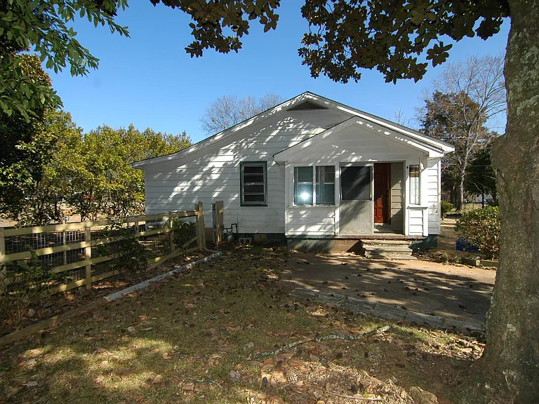 4110 Broyles Ave SW — Photo 1