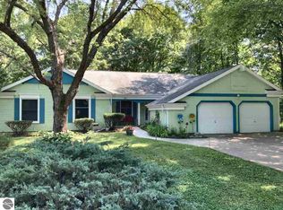 801 Oakland Dr, Mount Pleasant, MI 48858