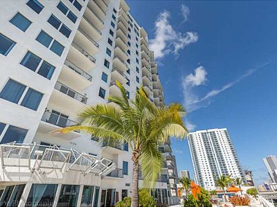 10 SW South River Dr APT 1414, Miami, FL, 33130