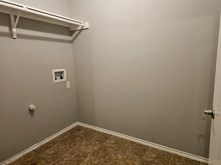 9825 George Washington Dr — Photo 13
