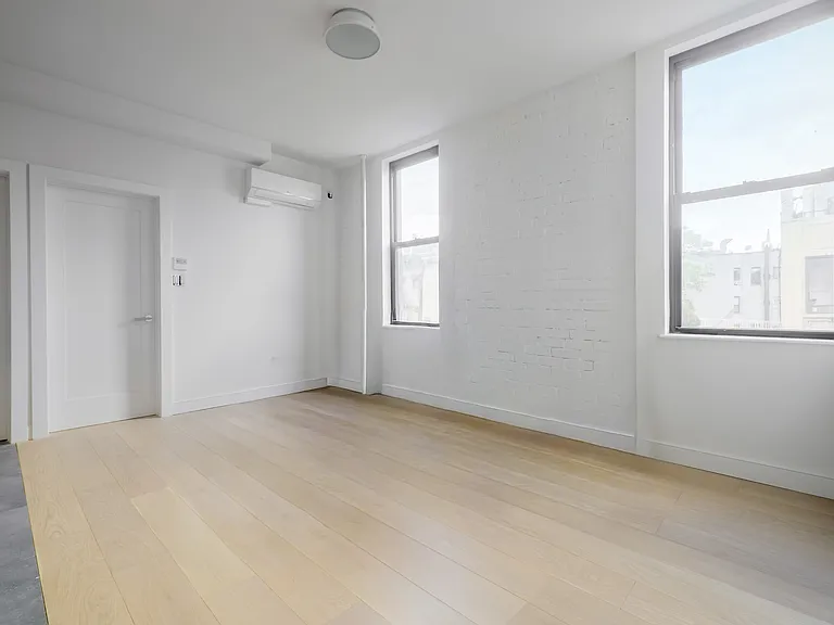 36 Saint Marks Pl #15 — Photo 2